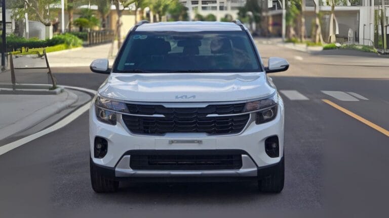 ĐÁNH GIÁ CHI TIẾT KIA SELTOS 1.5 DELUXE – SUV MINI NÂNG CẤP NHẸ, ĐÁNG TIỀN TRONG PHÂN KHÚC