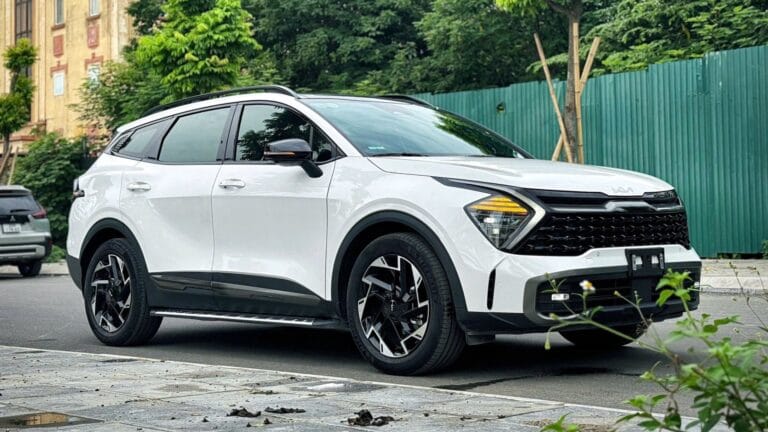 ĐÁNH GIÁ CHI TIẾT KIA SPORTAGE 2.0D SIGNATURE – SUV DẦU MÁY MẠNH MẼ, TIẾT KIỆM VÀ CAO CẤP