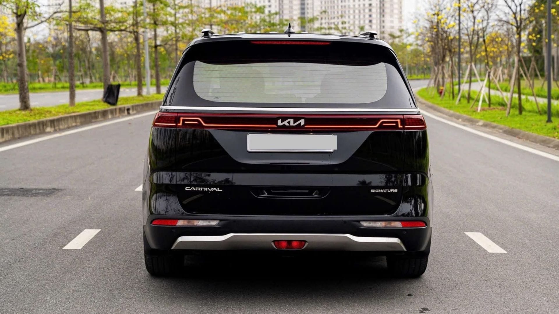 kiahanoi kia carnival 2.2d signature ngoai that 4