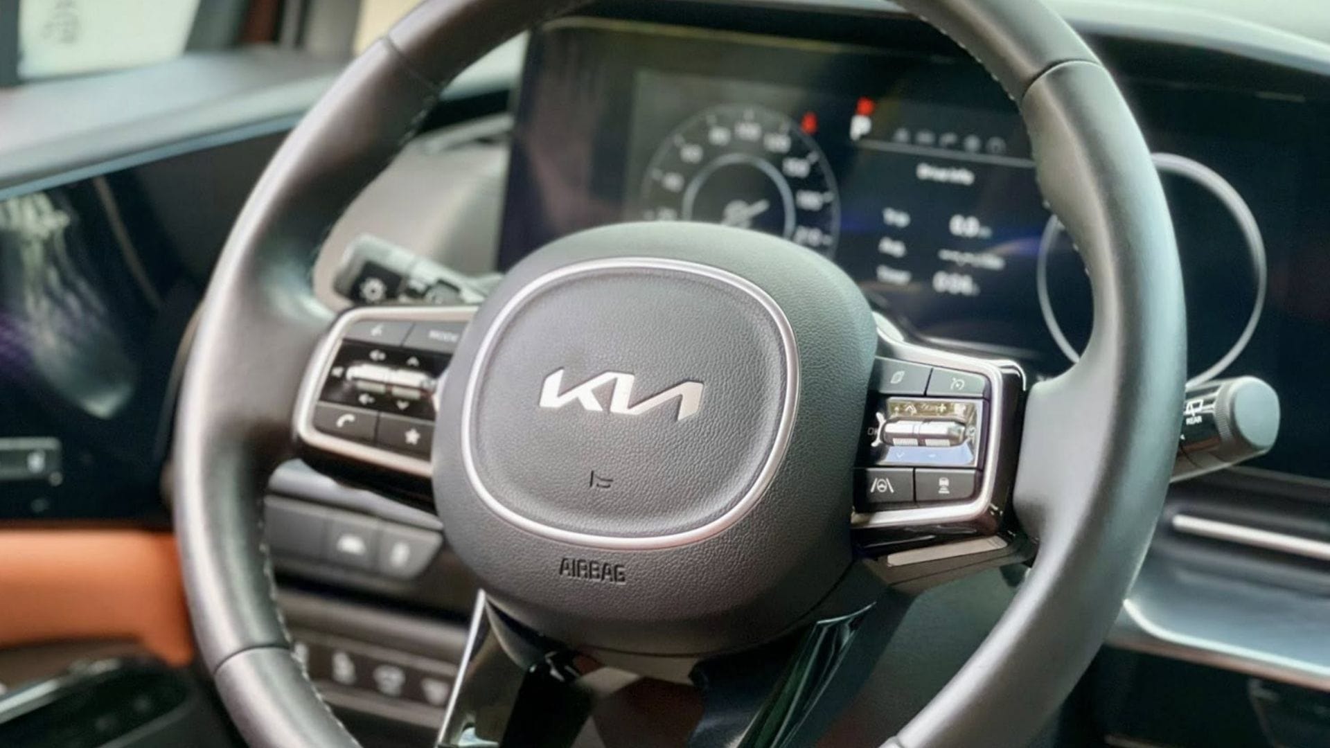 kiahanoi kia carnival 3.5g signature noi that 5