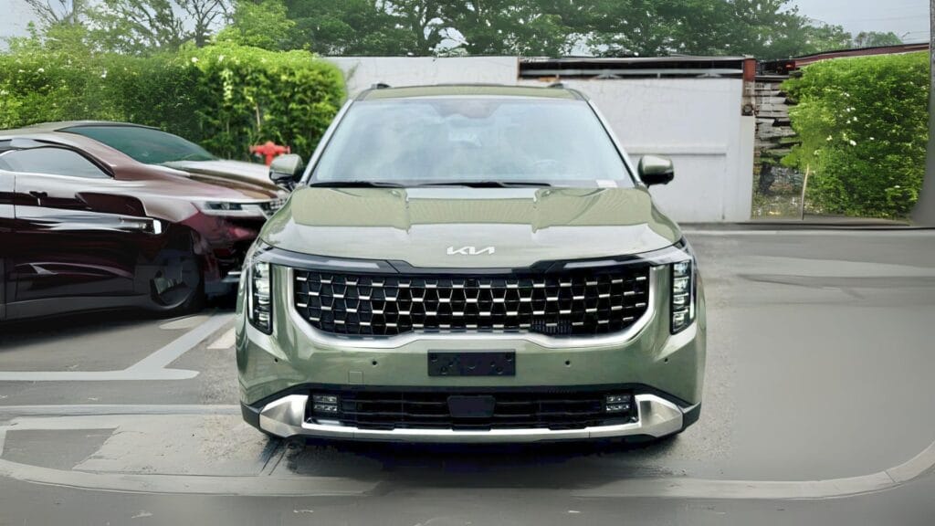 kiahanoi new carnival signature ngoai that 1